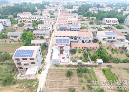 &nbsp;近日收到一份：河南某地531后推出户用光伏电站造价为12元/瓦，是不是感觉有点不可思议？而且该公司承诺光伏电站初装费由公司分三年返还用户全部电站建设费用。&nbsp;商业模式编者见过很多，但是这这套路确实有点匪夷所思