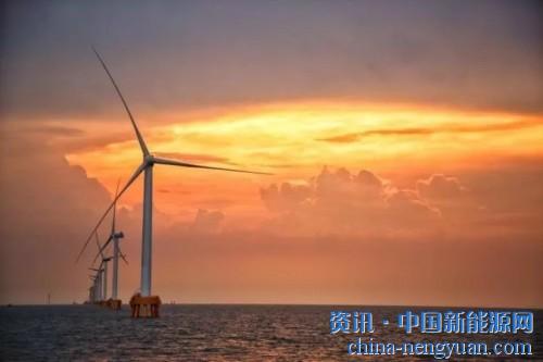                                                                                                                                                                     	　　海上风电发展有利条件	　　海上风速一般相对陆地要高，风力稳定性也相对较好、沙尘较少;因此可以稳定的进行大功率输出，减少风机磨损。同时由于海上风电不占用土地资源，一般临近经