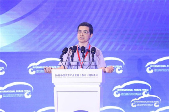　　在排放法规、能耗的双重压力驱动下，“电动化”已成为全球汽车产业无可争议的必然趋势。与此同时，这也给中国汽车产业带来的能源变革背景下的全新发展机遇