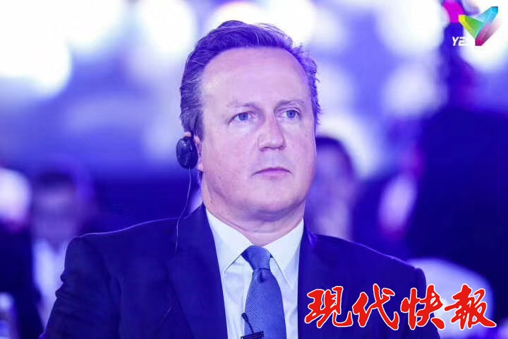 原标题：盐城志向绿色智慧能源欲夺产业“头把交椅”            现代快报讯（记者 姜振军）空气质量常年排名全国前列；丹顶鹤和麋鹿，两个国字头的自然保护区位列其中……以资源禀赋作为最大“本钱”的盐城，未来的发展该如何突破？9月6日，以“创新、绿色、智慧、共享”为主题的2018盐城绿色智慧能源会议在该市迎宾馆启幕。为期两天的“思想风暴”，其绿色智慧能源发展的路径将更显清晰