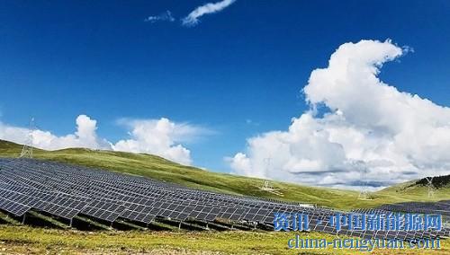                                                                                                                                                                     	　　即使在&ldquo;5.31&rdquo;新政的影响下，今年前七个月国内的光伏新增装机依旧可观。	　　9月7日，在江苏举行的2018盐城绿色智慧能源大会的光伏产业发展论坛