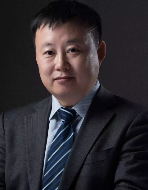                        今年以来，分散式风电在我国的受关注度持续升温，但在政策、经验等方面仍存在不足。作为拥有丰富风电项目开发经验的企业，北京天润新能投资有限公司（下称“天润新能”）一直在积极探索分散式风电开发，并对业界应如何共同尽快完善薄弱环节有着独到见解