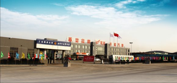 原标题：新能源“淘汰赛”已经鸣枪，金彭率先超越宝骏            在刚刚结束的2018中国汽车产业发展(泰达)国际论坛上，财政部经济建设司副司长宋秋玲表示：“今后仍然坚持扶优扶强的政策导向，我们将继续提高补贴技术门槛，集中精力、集中财力支持优势产品、优势企业，促进优质企业和产品做大做强，加快推动新能源汽车产业供给侧改革。”这也意味着我国新能源汽车市场将逐渐由政策导向转为市场导向