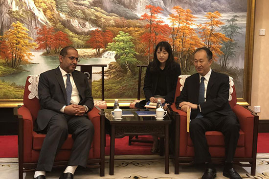                         　　9月13日-14日，第24届世界能源大会组委会主席、阿联酋能源和工业部副部长马塔&bull;哈米德&bull;尼亚迪博士访华，并与国家能源局监管总监李冶、全球能源互联网合作发展组织主席、中国电力企业联合会理事长刘振亚、中国电力企业联合会常务副理事长杨昆、国家电网公司副总经理张智刚、中国华能集团有限公司副总经理王敏分别举行会谈并参观了全球能源互联网发展合作组织展示大厅和国家电力调度中心。阿联酋能源和工业部副部长马塔博士与国家能源局监管总监李冶会谈