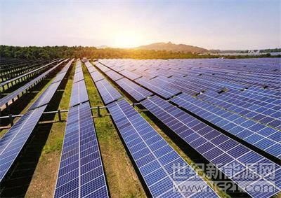 据彭博报道,SunPower创5个月来最大涨幅,此前美国总统特朗普对原产自中国的进口光伏面板加征关税,可能让该公司的产品售价低于其竞争对手。
SunPower主要在墨西哥和马来西亚生产光伏面板,所以新一轮的关税将能够让该公司以低于中国制造商的价格出售给美国买家