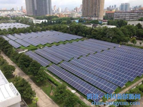                                                                                                                                                                     	　　光伏在我们的日常生活中已经不再陌生，小到玩具、中有太阳能路灯、照明、太阳能手机充电器等而现在较火的是光伏赚钱。各地都有光伏发电、光伏养老在我们身边出现