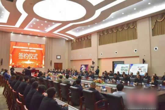 作为中国重要的能源基地,山西在保障国家能源供应安全、支撑经济持续增长中具有不可替代的战略地位。当前,山西正在加快推进能源革命,打造全国能源革命排头兵