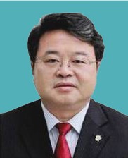　　经济日报-中国经济网北京10月9日讯&nbsp; 据贵州省纪委监委消息，日前，经贵州省委批准，贵州省纪委监委对贵州水矿控股集团有限责任公司原党委书记、董事长王祺严重违纪违法问题进行了立案审查调查。　　经查，王祺违反政治纪律，对抗组织审查；违反中央八项规定精神和廉洁纪律，违规收受礼金、礼品，违规在下属单位领取奖金；违反国家法律法规规定，利用职务上的便利为他人谋取利益并收受财物，涉嫌受贿犯罪