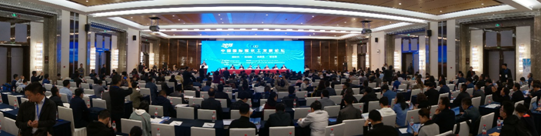原标题:新时代 新动能 高质量 稳发展 2018中国国际煤化工发展论坛隆重开幕 (记者 张立宽)2018年10月16日,“2018中国国际煤化工发展论坛”在北京隆重召开。该论坛从2010年开始,成功举办6届,目前已成为煤化工行业规格最高,最具影响力,最权威的行业盛会
