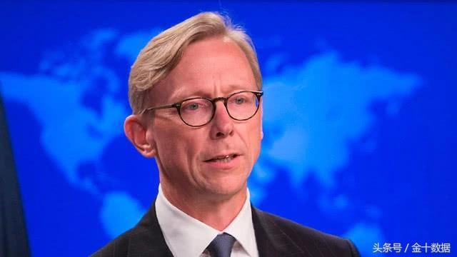 原标题:态度坚决,美国不会放弃归零伊朗石油!欲让全球都来买美国石油? 摘要:美国表态,不会放弃归零伊朗石油!美国石油大增产欲成油市霸主?态度坚决,美国不会放弃归零伊朗石油!欲让全球都来买美国石油? 大言不惭,据俄罗斯卫星通讯社10月15日报道,美国伊朗问题特别代表胡克表示,美国仍然希望将伊朗石油出口量下降至零,还提到说,未来能源市场仍然将是稳定且平衡的,少了伊朗影响不大,美国的原油销量可以弥补缺失的伊朗石油。中国有个成语叫和气生财,美国却只想独自穿戴黄金甲,一人看尽长安花