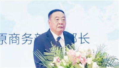 9月4日-6日，2019中国国际清洁能源博览会暨中国智慧能源产业峰会（CEEC2019）在杭州举办。博览会以“清洁能源融合发展”为主题，聚焦清洁替代、电能替代、智慧能源科技成果，致力于推广清洁能源高效利用，推进能源转型，推动智慧能源科技创新发展，促进长三角能源一体化建设。本期选摘峰会嘉宾精彩观点，以飨读者。