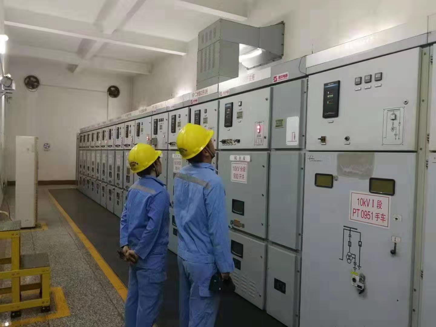 中国电力新闻网讯通讯员毛雨贤报道10月12日22时55分，广西玉林市北流市（北纬22.18度，东经110.51度）发生5.2级地震，震源深度10公里，震中及周边地区震感强烈，自治区抗震救灾指挥部启动抗震救灾Ⅳ级响应。地震灾害发生后，南方电网广西电网公司及其玉林供电局迅速行动，玉林供电局于10月13日0时启动地震灾害Ⅲ级响，广西电网公司于10月13日1时启动地震灾害Ⅳ级响应，积极开展各项应急行动，全力保障电网安全可靠稳定运行和电力正常供应。