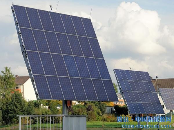 根据MercomIndiaResearch最新发布的2019年第三季度印度太阳能市场报告，印度的太阳能安装量在2019年第三季度环比增加了44％，达到2,170兆瓦，较之去年同期的1592兆瓦增长36％。
