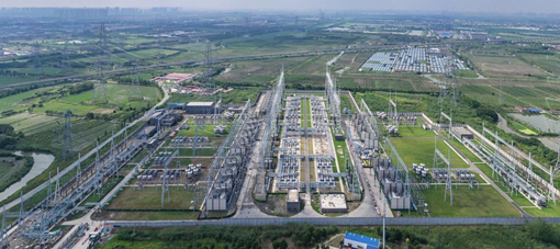 6月29日，《长江三角洲区域一体化发展规划纲要》重点基础设施建设项目——东吴1000千伏特高压交流变电站扩建工程完成系统调试投运。工程投产后，东吴站共装设5组特高压交流变压器、15个间隔的特高压气体绝缘全封闭组合电器，变电容量高达1500万千伏安，成为目前世界上电力交换能力最强大的交流变电站。